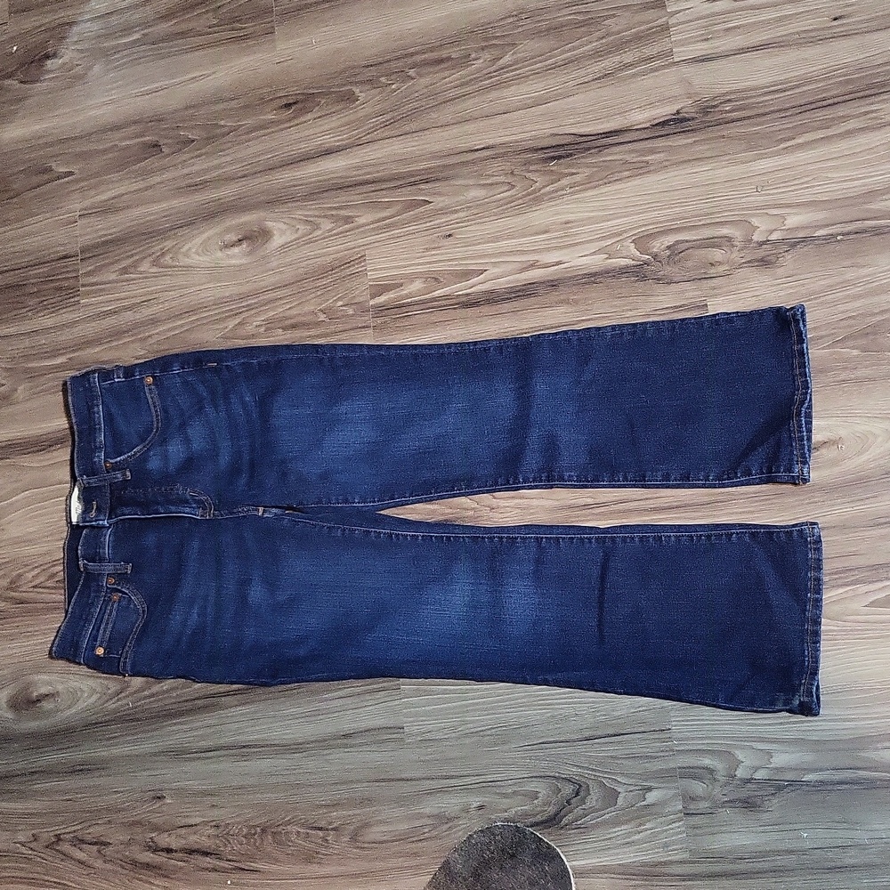 Size 28 Madewell midrise kickout jeans